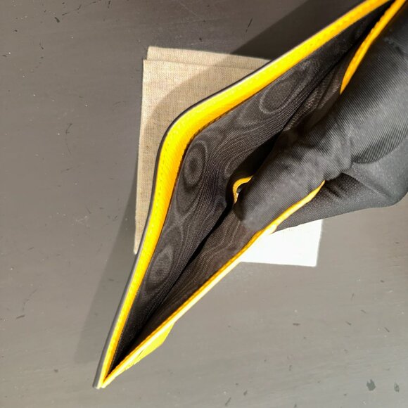 Gucci Wallet - Picture 4 of 4